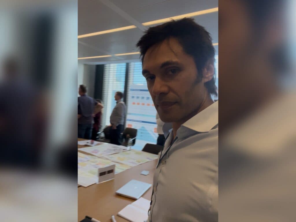 Heath Gascoigne at DFU design workshop facilitating stakeholder alignment session